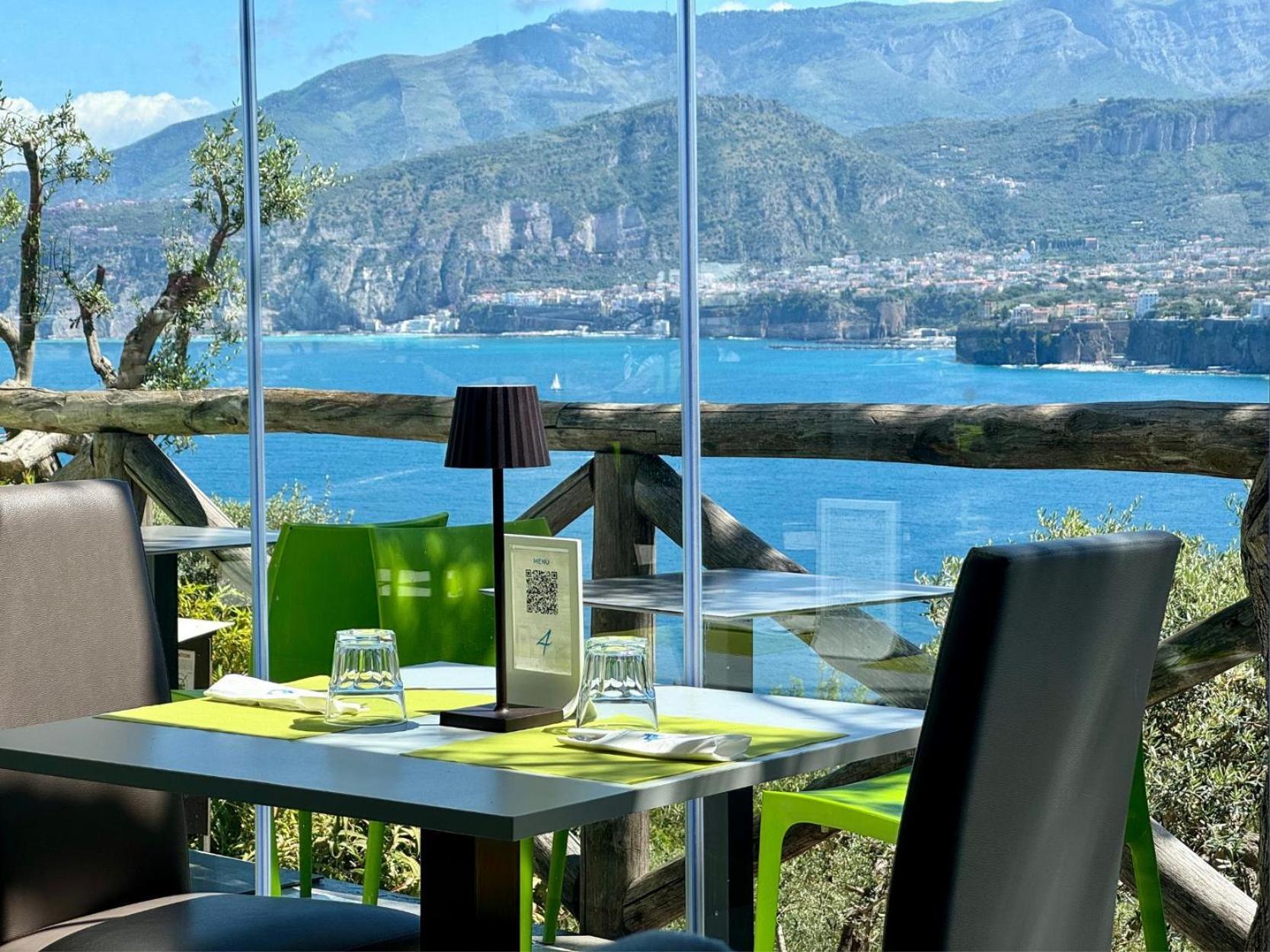 Hostel & Glamping Santa Fortunata Sorrento Dış mekan fotoğraf